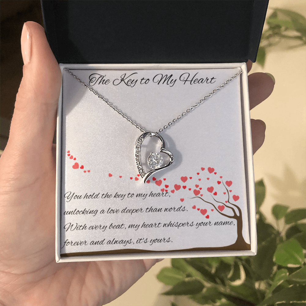 Key to My Heart Necklace – A Symbol of Endless Love
